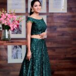 crop top and skirt tailoring